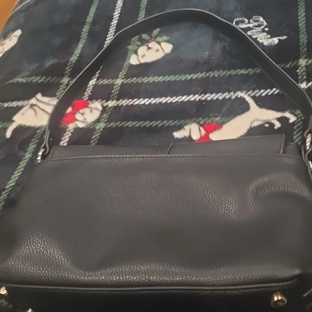 Like New Elegant Black Handbag